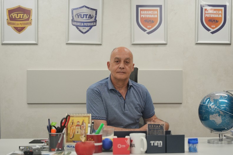 CENE LETOVANJA NA UDARU GLOBALNE INFLACIJE! Srpski turisti ne odustaju od mora uprkos poskupljenju!