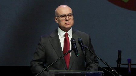 SVE JE BILO DOZVOLJENO, AKO JE UPERENO PROTIV SRBA Vučević na obeležavanju godišnjice Pogroma: 21 godinu kasnije položaj Srba i dalje težak