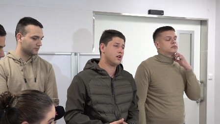 U PARK SMO DOŠLI JER HOĆEMO DA UČIMO, OSTAJEMO I DALJE Miloš Pavlović: Iako su nas napali, ponovo šaljemo poruke ljubavi - nemojte nasiljem da rešavate bilo šta