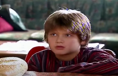 GLUMIO JE MIĆU PANTIĆA U ''BELOJ LAĐI'' Napustio je glumu i postao uspešan u svojoj branši, evo kako danas izgleda (FOTO)