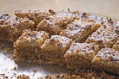 ČUPAVA KATA Starinski kolač sa orasima i džemom koji budi sva čula