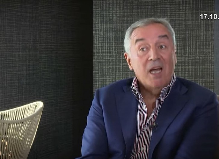 VOZILO SESTRE MILA ĐUKANOVIĆA IZAZVALO UDES? Isplivali detalji udesa u kom je razoren auto iz pratnje premijera Spajića