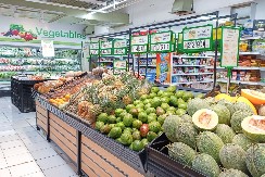 KAD SE SKUVA, LIČI NA MESO Svet zapanjen lekovitom voćkom koja se na pijacama prodaje i do 22.000 dinara