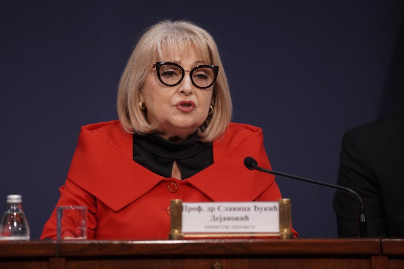 ŠKOLE U SRBIJI PONOVO U PUNOM RADU! Ministarka prosvete najavljuje planove za nadoknadu izgubljenih časova