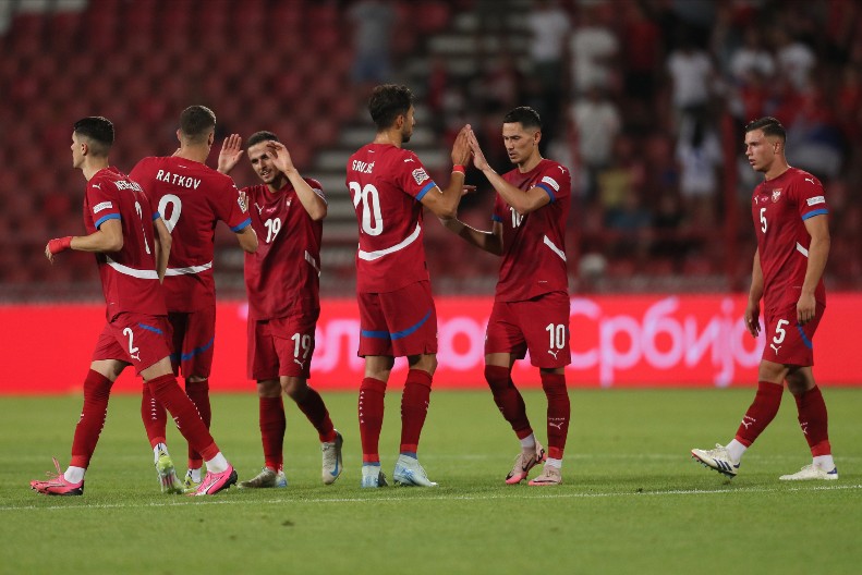 SJAJNE PARTIJE NISU PROŠLE NEZAPAŽENO Srpski reprezentativac na meti tri evropska velikana