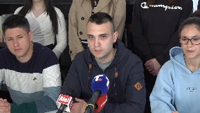 STUDENTI KOJI HOĆE DA UČE: Podnećemo krivičnu prijavu ako nastavite sa diskriminacijom studenata! (VIDEO)