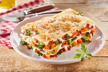 NEODOLJIVE LAZANJE SA POVRĆEM Slasno jelo po originalnom italijanskom receptu, bićete oduševljeni