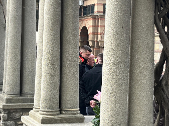 NJEGA NIKO NIJE OČEKIVAO NA SAHRANI ŽELJKA RUTOVIĆA Svedočio je u slučaju Uroša Blažića, pa promenio ime, evo kako sada izgleda (VIDEO)