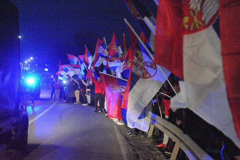 VUČEVIĆ O DOČEKU SRBA SA KOSOVA I METOHIJE U KRALJEVU: Ni mećava, kiša i sneg koji ih sve vreme prate ne mogu im ništa na putu za Beograd