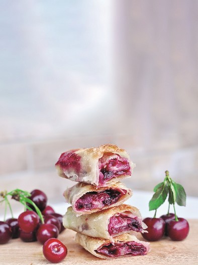 DA LI STE PROBALI OVAKAV SPECIJALITET Neprevaziđena pita sa višnjama i leblebijama