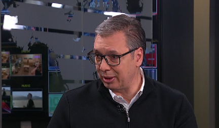 VUČIĆ NAJAVIO POSETU PIONIRSKOM PARKU "Večeras idem u Ćacilend, ta deca ne nose 'rolekse', Idem da ih obiđem i da dočekam traktoriste"