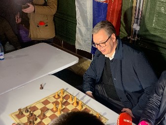 ''VI STE ODNELI POBEDU''! Predsednik Vučić pohvalio studente koji žele da uče (VIDEO)