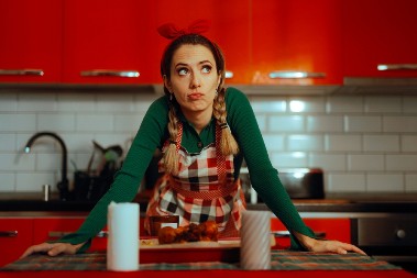 ZBOG MALE GREŠKE KUHINJA IZGLEDA PRLJAVIJE Zašto je višak deterdženta štetan i na koliko treba menjati sunđere