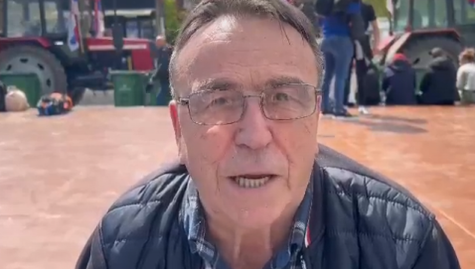 OVE LJUDE NA SKUPU SUNCE GREJE! Srbin ponosan što je danas na skupu: ''Bog nas je pogledao''! (VIDEO)