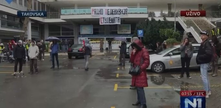 HOĆE NASILJEM DA OTMU DRŽAVU Siledžijstvo blokadera se nastavlja! (VIDEO)