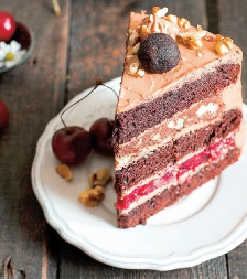 PIJANA TORTA SA VIŠNJAMA ZA USKRS Polovina nestane dok trepnete