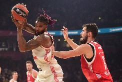 SUDIJSKI EKSPERT POTVRDIO Zvezda DEBELO oštećena protiv Bajerna