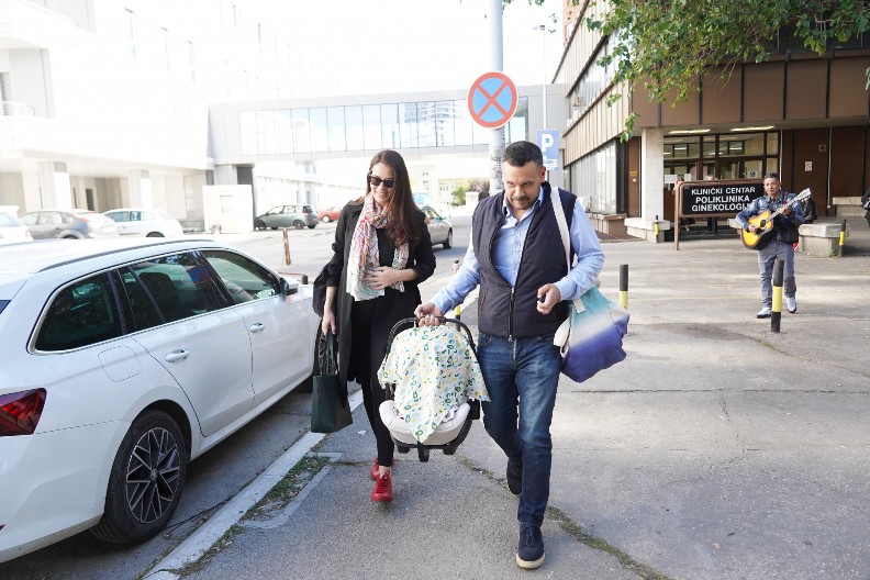 "VIDI SE IZ AVIONA ŠTA NJEN BANE RADI" Komšije Marije Kilibarde otkrile mnogo o suprugu voditeljke: "Nadam se da..."