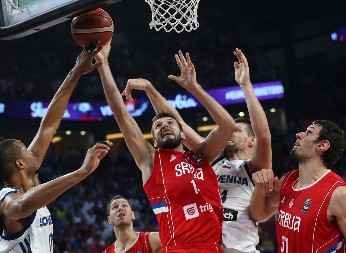 OBJAVIO KRAJ Čuveni srpski košarkaš završio karijeru