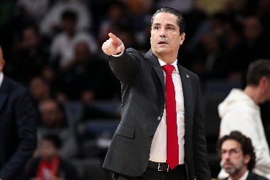 SFEROPULOS SPREMIO VELIKO IZNENAĐENJE ZA DERBI Ovo je sastav Zvezde za meč sa Partizanom