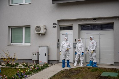 JEZIVE SCENE, KAO U APOKALIPTIČNOM FILMU Vanredno stanje zbog virusa u Slovačkoj, prave se stočna groblja, napeto i u Austriji, Mađarskoj i Poljskoj