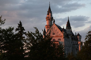 BOGATSTVO U NEMAČKOJ Zemlja dvoraca, tehnologije i milionera – evo koliko imovina vam treba