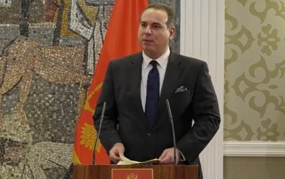 IVANOVIĆ SE PRAVDA HRVATIMA: Na čelu SPC-a u Crnoj Gori je mitropolit Joanikije, a ne patrijarh Porfirije