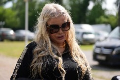 MAJKA BOŽICA STIGLA NA VENČANJE, PA ZETU PORUČILA JEDNO "Ponašam se prema njemu kao da je..."