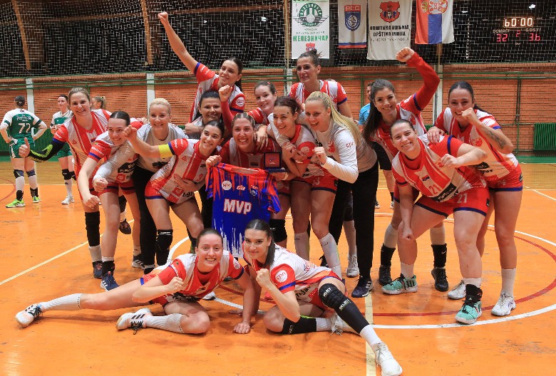 Rukometašice Crvene zvezde ubedljivo pobedile Jagodinu i odbranile trofej Kupa Srbije