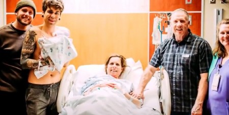 ZBOG LJUBAVI PREMA SINU, MAJKA URADILA NEZAMISLIVO Njena odluka mu je promenila život iz korena!  (VIDEO)