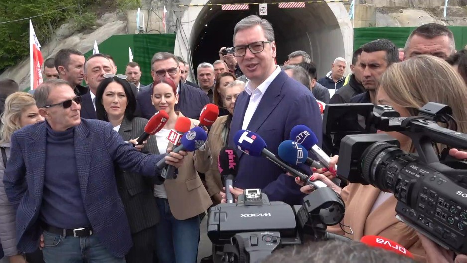 Vučić obilazi radove na auto-putu „Miloš Veliki“ – Otvaranje planirano na Vidovdan