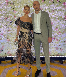 "CRNILO OD ŠMINKE MI SE SLIVALO ZBOG SUZA, PUNĐU SAM POČUPALA" Snežana Borjan šokirala priznanjem o tome šta joj je golman uradio na dan venčanja!