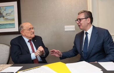 "PRVI JE PODRŽAO" Predsednik Vučić se sastao sa Rudijem Đulijanijem: Razgovarali smo o boljim odnosima Srbije i SAD