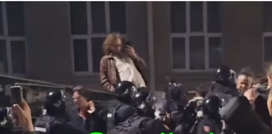 "OBOJENA REVOLUCIJA ŠTETU NANOSI SAMO SRBIJI" Glišić: Biće još pokušaja, nalaze se u beznađu