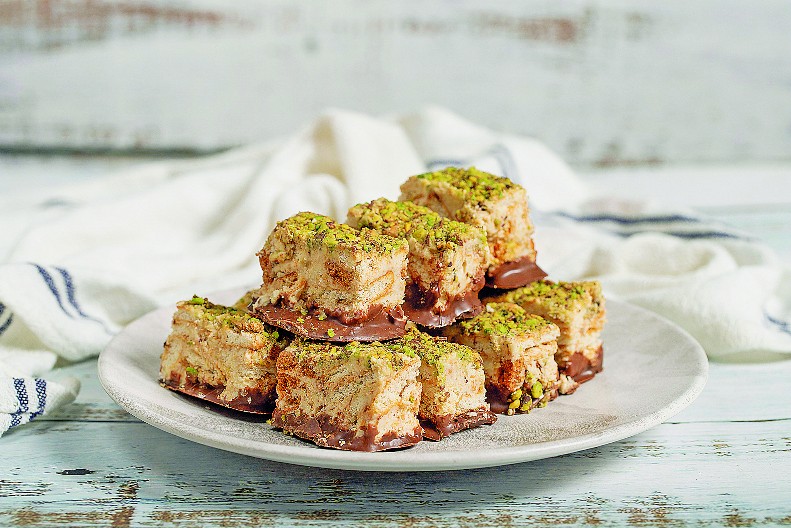 NEODOLJIVE KARAMEL ŠTANGLICE Savršeni sitni kolači za Đurđevdan, rapsodija ukusa u svakom zalogaju