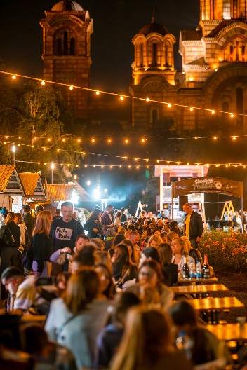 STREET FOOD FESTIVAL STIŽE USKORO U TAŠMAJDANSKI PARK!