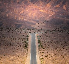 PAKLENA DOLINA SMRTI JE NAJVRELIJE MESTO NA SVETU Temperature su preko 50 stepeni - turisti ovde dolaze na sopstvenu odgovornost