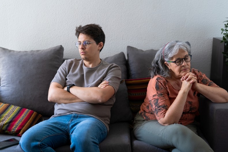 UHVAĆENA U PRELJUBI Deca raskrinkala majku (52), a onda otkrila TAJNU koju je otac godinama krio – ŠOK NA KRAJU!