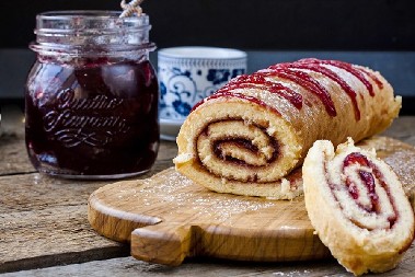 ROLAT SA DŽEMOM Fenomenalni desert po starinskom teta Desinom receptu