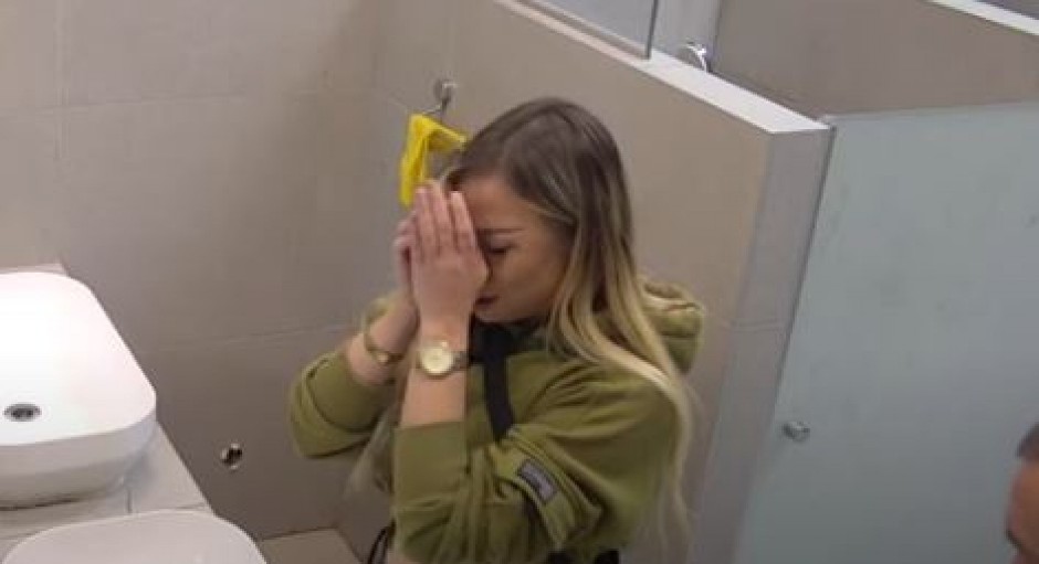 "UNIŠTIO MI JE ŽIVOT!" Sofija u suzama, potresne scene iz Šimanovaca ne jenjavaju (VIDEO)