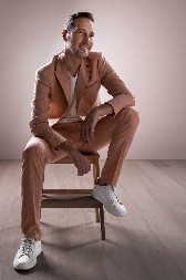 "MUŠKARCI NA MOM KONCERTU SU NATERANI DA DOĐU" Peđa Jovanović nikad iskrenije, nasmejao prisutne i najavio specijalne goste! (VIDEO)