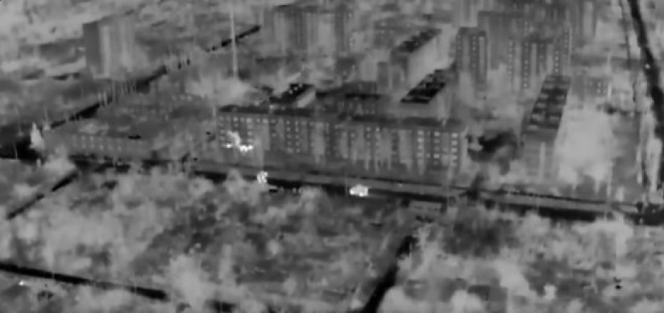 UKRAJINSKI VOJNICI SRAVNJUJU SA ZEMLJOM CEO GRAD! Rusi u šoku, ovakvu taktiku još nisu videli! (VIDEO)