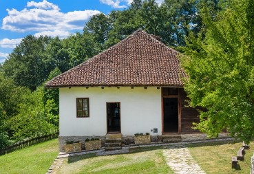 STIŽE NOVA POMOĆ DRŽAVE Počinje obnova seoskih domova, novac se ne vraća