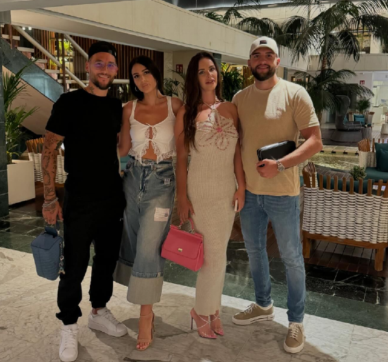 VELIKO SLAVLJE U DOMU RAŽNATOVIĆA Anastasija se prva oglasila, čestitke pristižu sa svih strana!