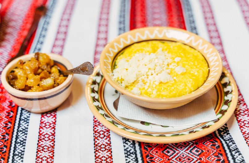 ORIGINALNI RECEPT ZA DOMAĆI KAČAMAK Pripremite ga na tradicionalan način, ali tajna je u jednom sastojku