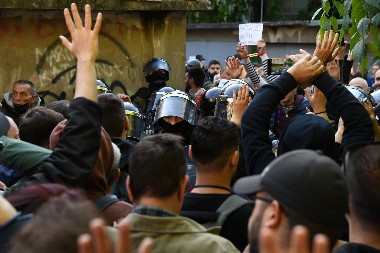 SKANDAL NAD SKANDALIMA! Blokadom zgrade suda izvršeno više krivičnih dela! Da li slede krivične prijave ili će tužilaštvo da ćuti?