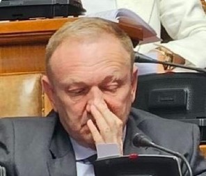 RASPAD ĐILASOVE OPOZICIJE! Izgubili još jednog poslanika, Ilić napustio SRCE!