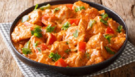 PILEĆI PAPRIKAŠ RAJ ZA NEPCA Recept baka Drage uspeva svima, a nema ko mu može odoleti