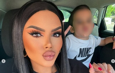 ''KAO DA MU JE ANĐELO OTAC'' Anita objavila selfi sa sinom, usledila lavina komentara zbog sličnosti sa Rankovićem (FOTO)