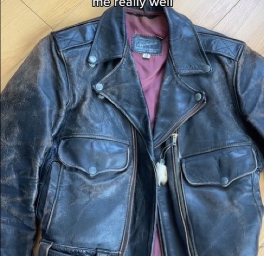 MAJA JE KUPILA POLOVNU JAKNU I ŠOKIRALA SE Ono što je pronašla u džepu ostavilo je bez teksta